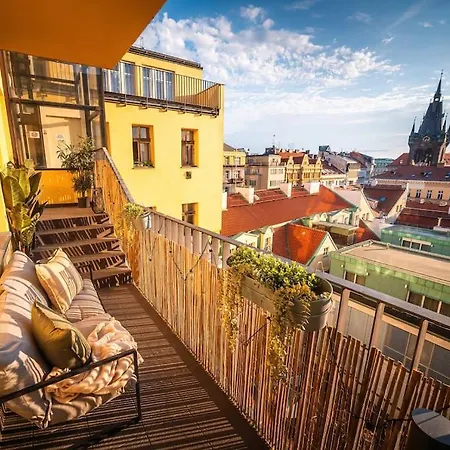 Tower Old Town Lux 4br & 3bath Terrace شقة براغ